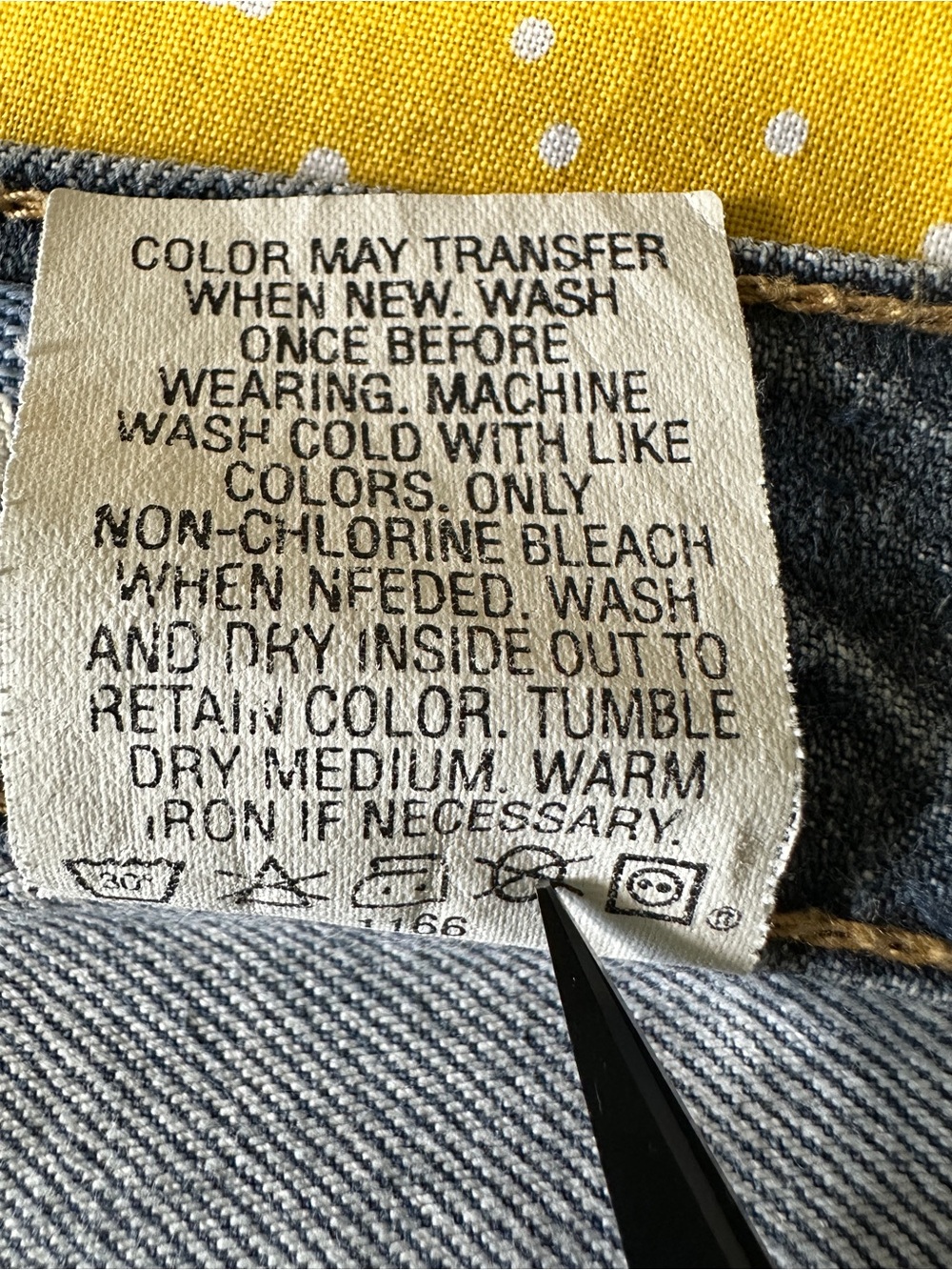 GAP- Low Rise Flare π jeans - Picture 12 of 12